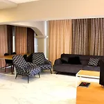 Lumar Homes - Artemissia * フェティエ