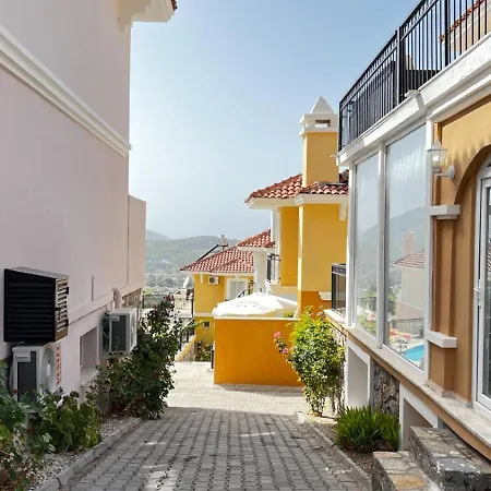 Lumar Homes - Artemissia Willa *